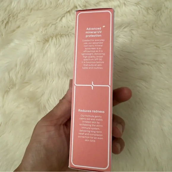 SUNSOLVE MD ZnO+ Mineral Care Calm + Revitalize SPF 50 PA++++ sunscreen Nib